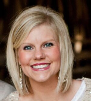 About Maven 16 Lauren Hager 2 e1692745861323 About Maven