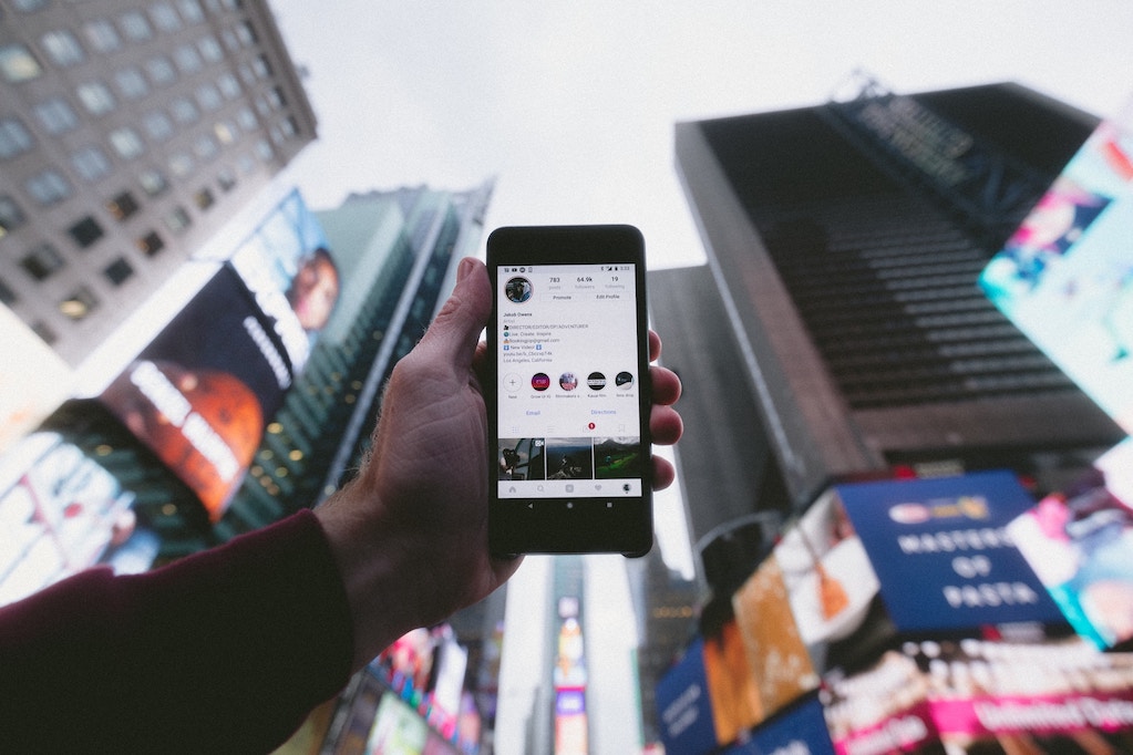 AI Adoption in Social Media Marketing