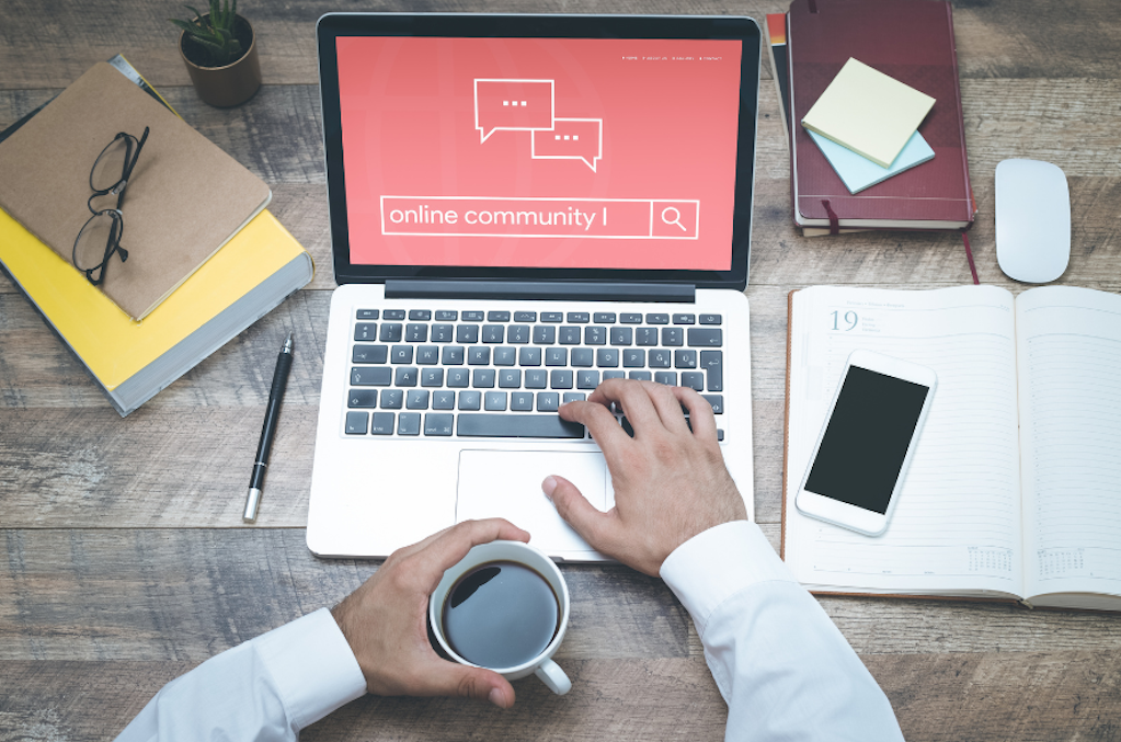 Low-Cost Online Community Platforms