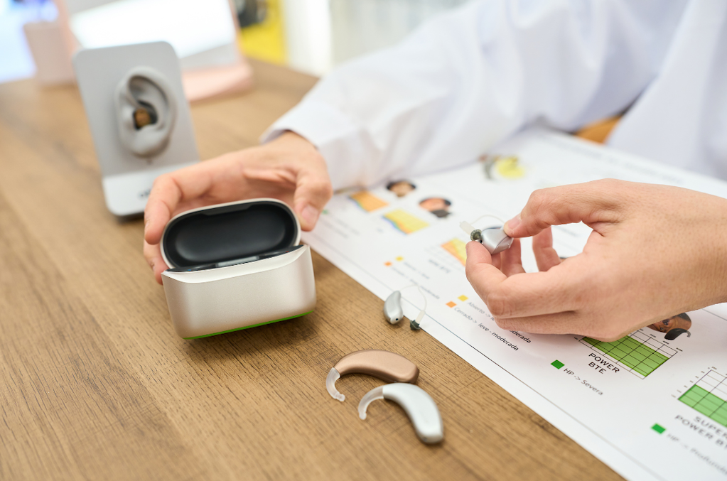 Audiology Clinic Market and Hearing Device Innovation